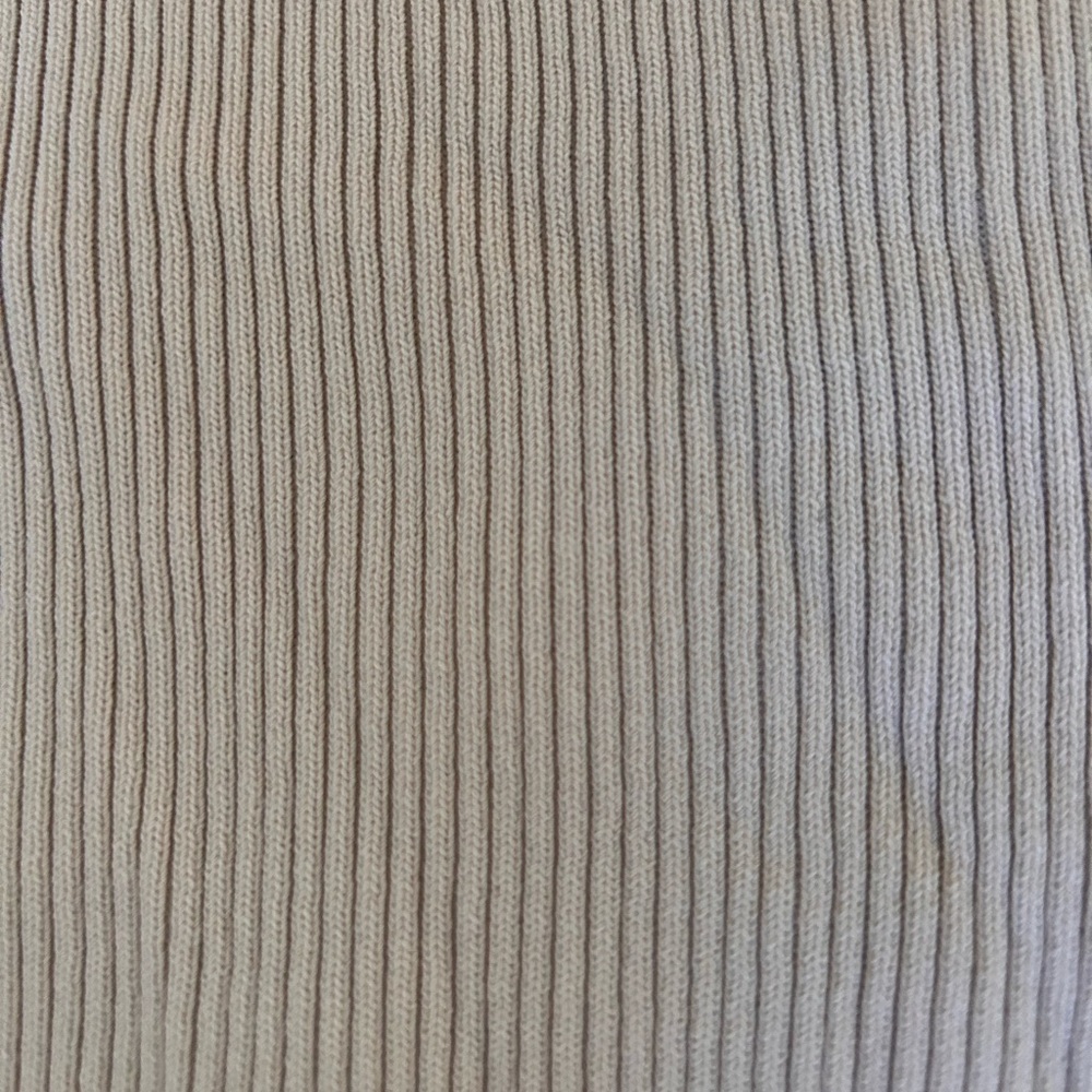 Dissh Donna short sleeve shirt in cream, size M! In great condition